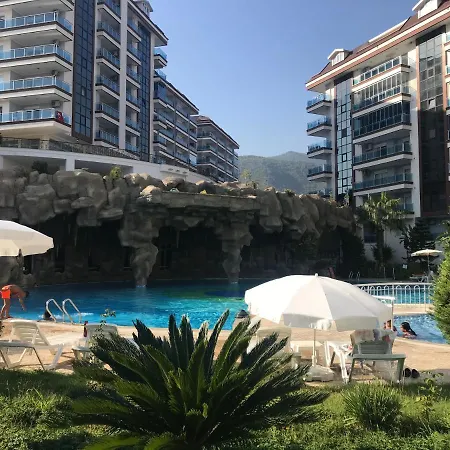 Ozel Havuzlu Daire Apartment